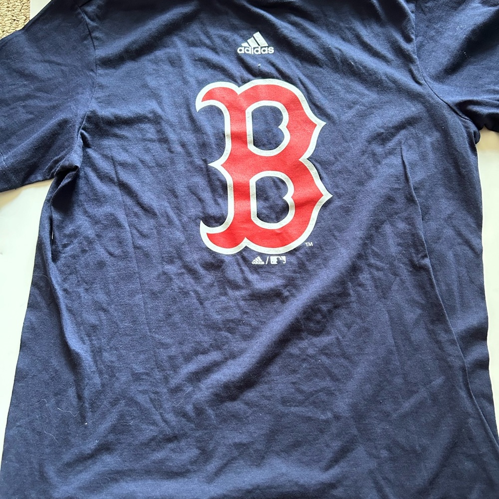 Boston Redsox Youth tee size 14/16